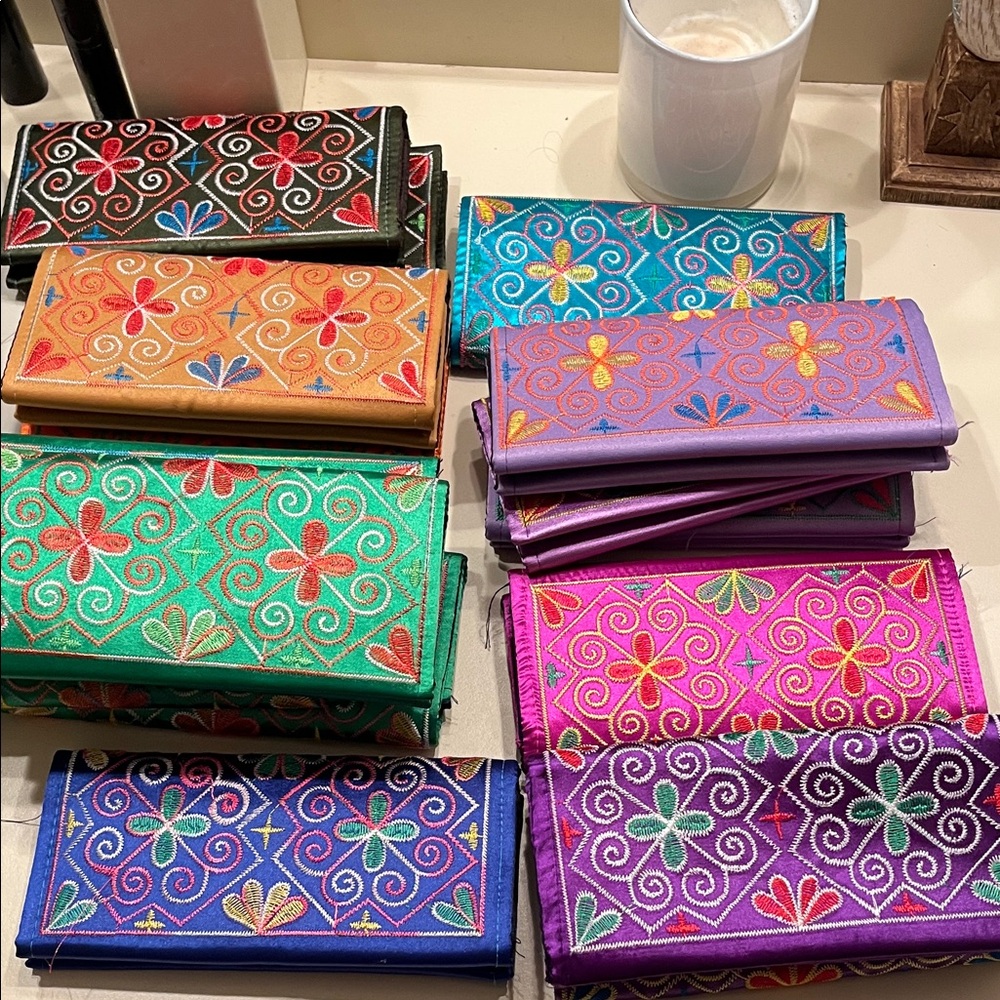 Colorful Embroidered Women's Clutch - satin